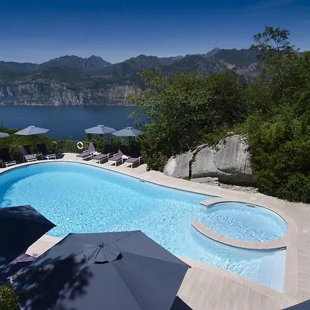 Querceto Wellness & - Garda Collection ホテル マルチェージネ